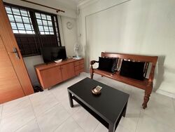 Blk 220 Serangoon Avenue 4 (Serangoon), HDB 3 Rooms #579790471